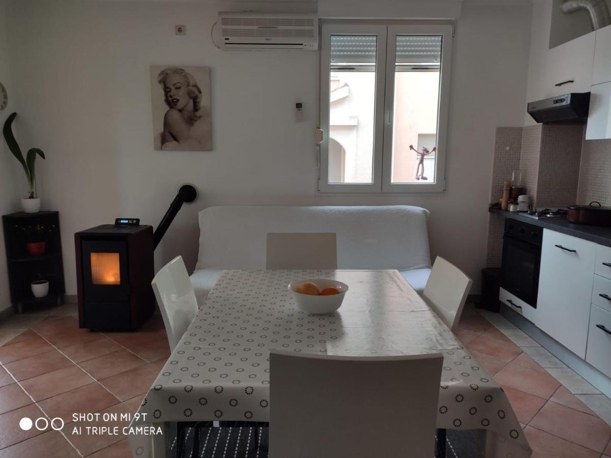 Apartment Svrco Zaboric Bagian luar foto