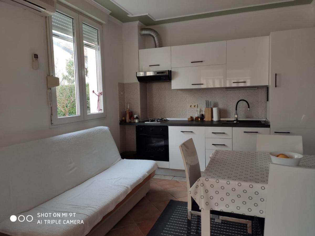 Apartment Svrco Zaboric Bagian luar foto