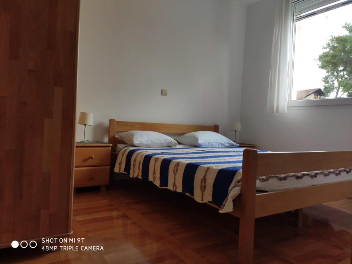Apartment Svrco Zaboric Bagian luar foto