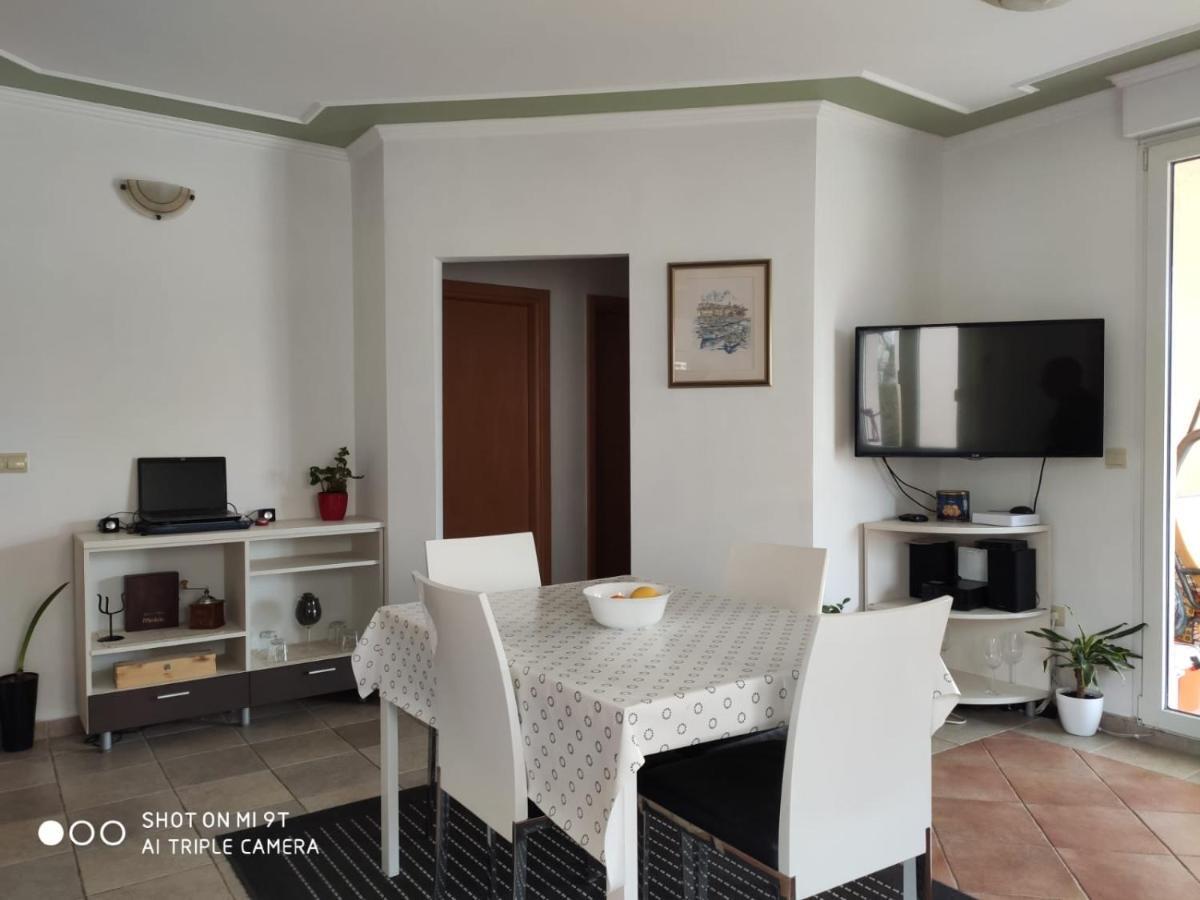 Apartment Svrco Zaboric Bagian luar foto